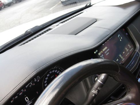 Used 2018 Cadillac CT6 2.0T RWD image 21