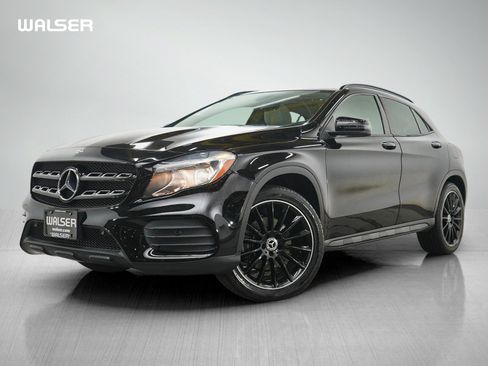 Used 2018 Mercedes-Benz GLA 250 4MATIC image 1