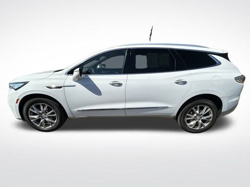Used 2022 Buick Enclave Premium image 6
