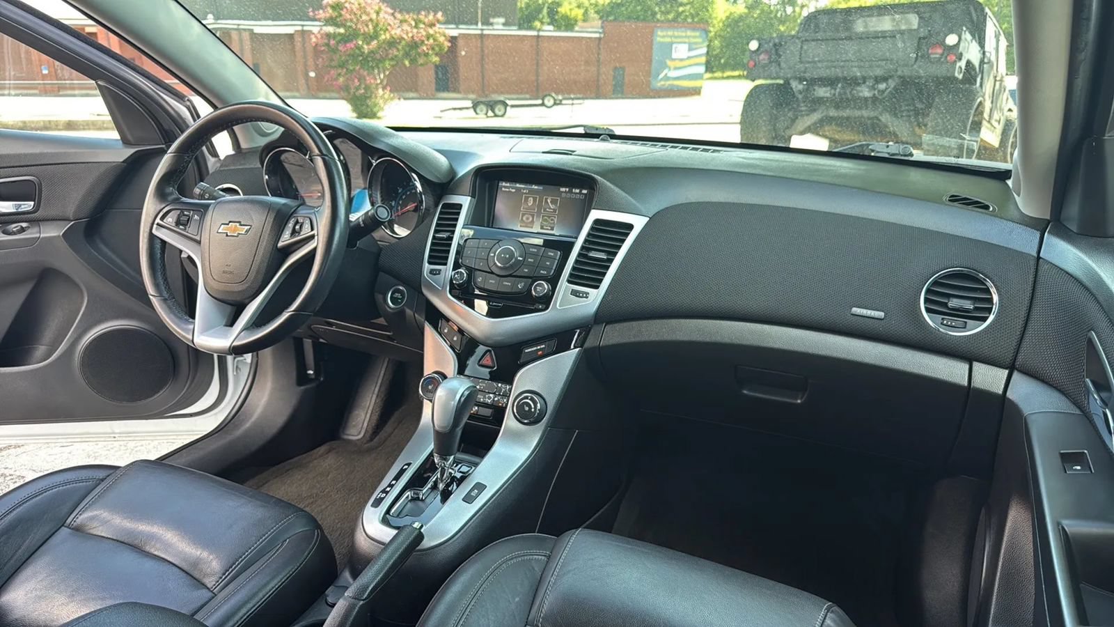Used 2014 Chevrolet Cruze LTZ w/ RS Package FWD image 23
