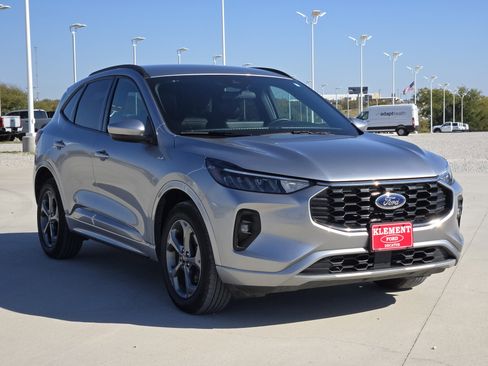 Used 2023 Ford Escape ST-Line Select w/ Tech Pack #1 image 3