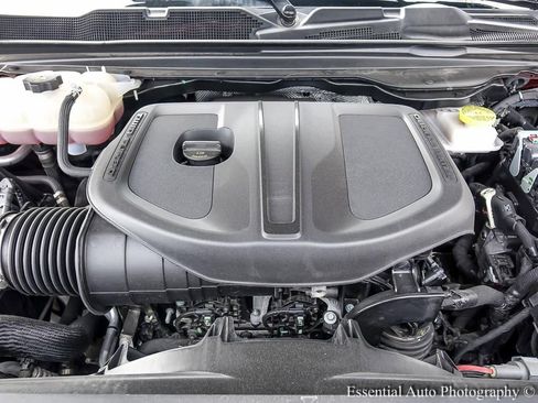 Used 2025 RAM 1500 Big Horn AWD/4WD image 27