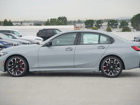 New 2026 BMW 330i Sedan w/ M Sport Package image 4