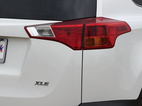 Used 2015 Toyota RAV4 XLE FWD image 10