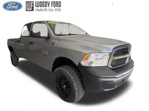 Used 2024 RAM 1500 Classic Warlock AWD/4WD image 8