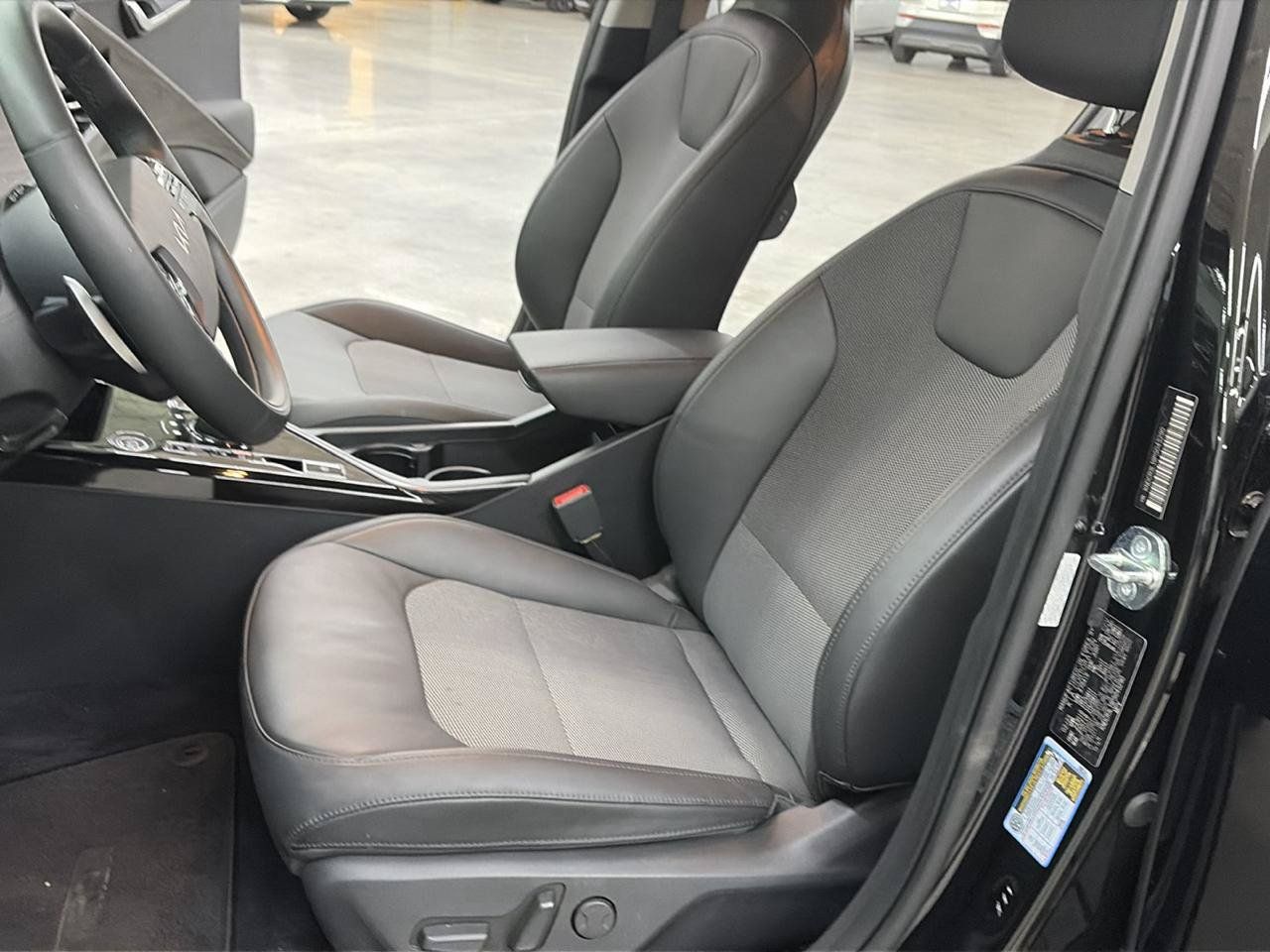 Used 2023 Kia Niro Wind w/ Wind Preserve Package FWD image 23