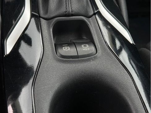 Used 2022 Toyota Corolla LE image 15