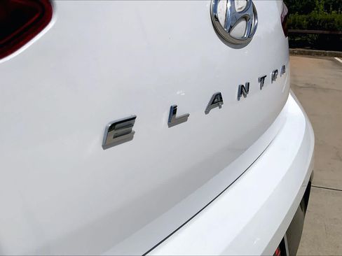 Used 2019 Hyundai Elantra Value Edition w/ Cargo Package FWD image 30