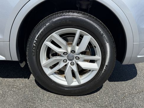 Used 2022 Audi Q5 2.0T Premium w/ Convenience Package AWD/4WD image 11