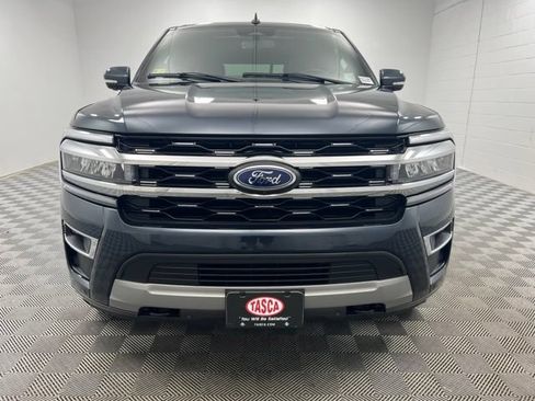 Used 2023 Ford Expedition Limited AWD/4WD image 3