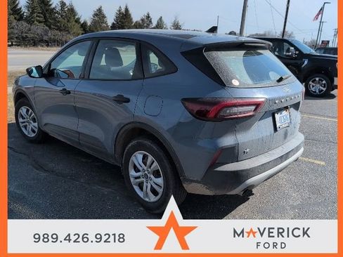 Used 2023 Ford Escape AWD image 5