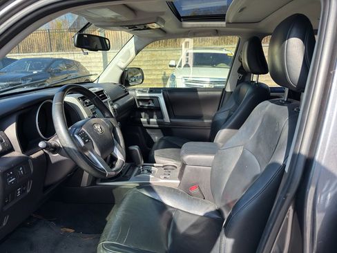 Used 2013 Toyota 4Runner Limited image 9