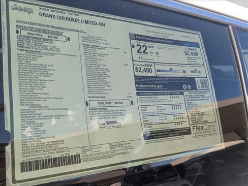 New 2025 Jeep Grand Cherokee Limited w/ Luxury Tech Group II image 18