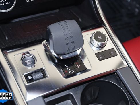 Used 2024 Jaguar XF R-Dynamic SE image 7