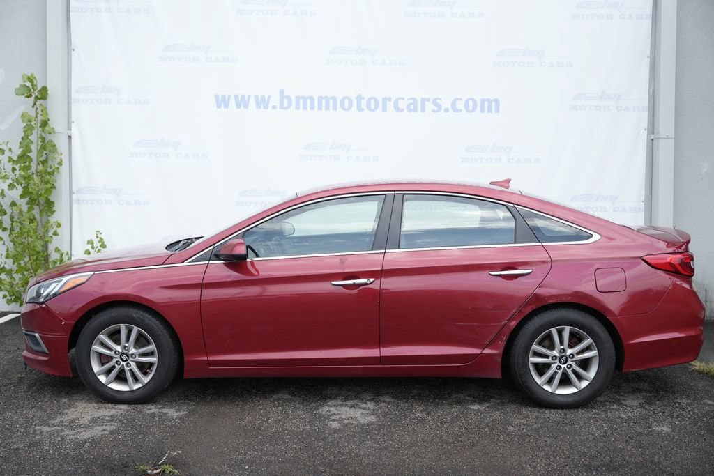 Used 2017 Hyundai Sonata SE FWD image 8