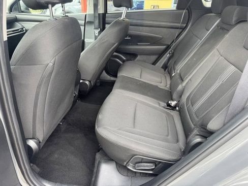 Used 2025 Hyundai Tucson SEL AWD/4WD image 16