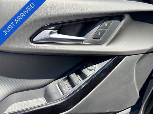 New 2026 Chevrolet Equinox LT w/ Convenience Package II FWD image 13