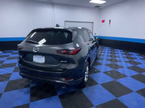 Used 2024 MAZDA CX-5 AWD 2.5 S w/ Preferred Package image 3