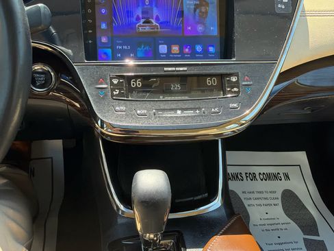 Used 2015 Toyota Avalon Limited FWD image 13