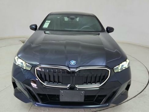 Used 2026 BMW 550e xDrive image 13