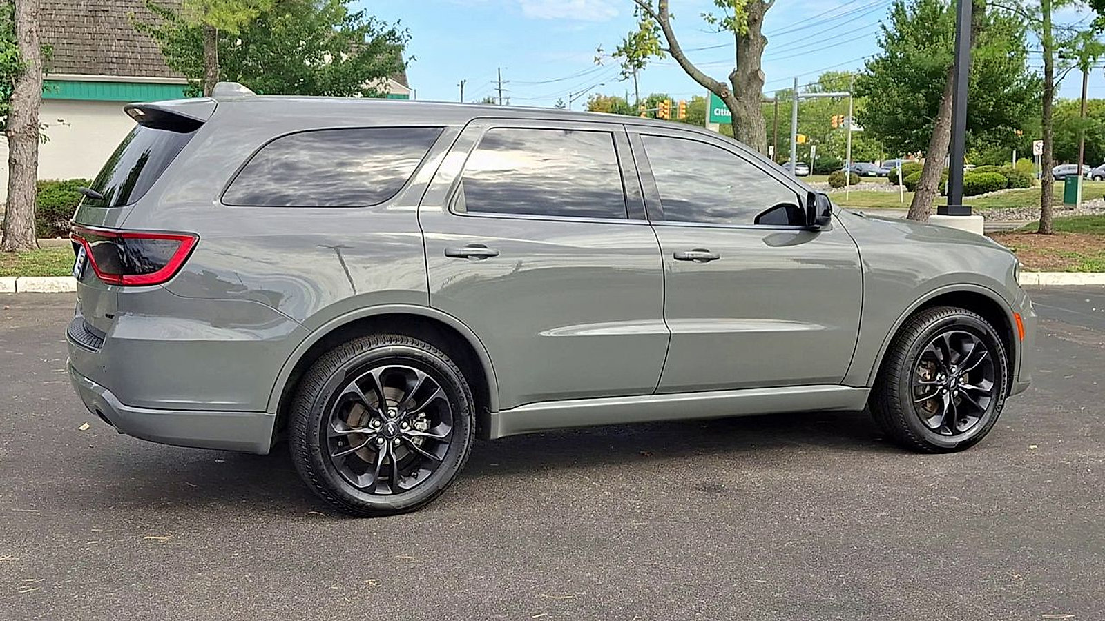 Used 2021 Dodge Durango GT w/ Blacktop Package AWD/4WD image 3