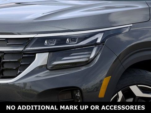 New 2026 Kia Seltos SX image 10