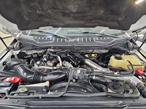 Used 2017 Ford F250 Lariat w/ Lariat Value Package image 41