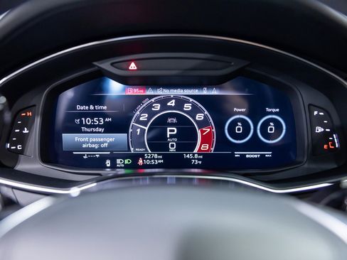 Used 2025 Audi RS 6 performance image 41