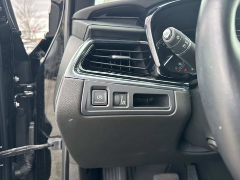 Certified 2025 Cadillac XT6 Premium Luxury image 34