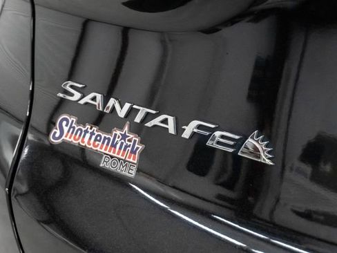 Used 2020 Hyundai Santa Fe SEL FWD image 7
