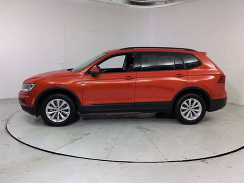 Used 2018 Volkswagen Tiguan S image 3