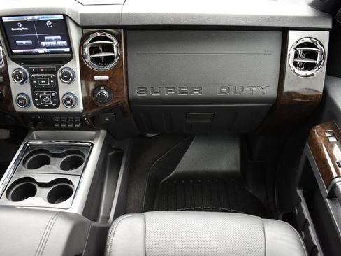 Used 2016 Ford F350 Platinum image 37