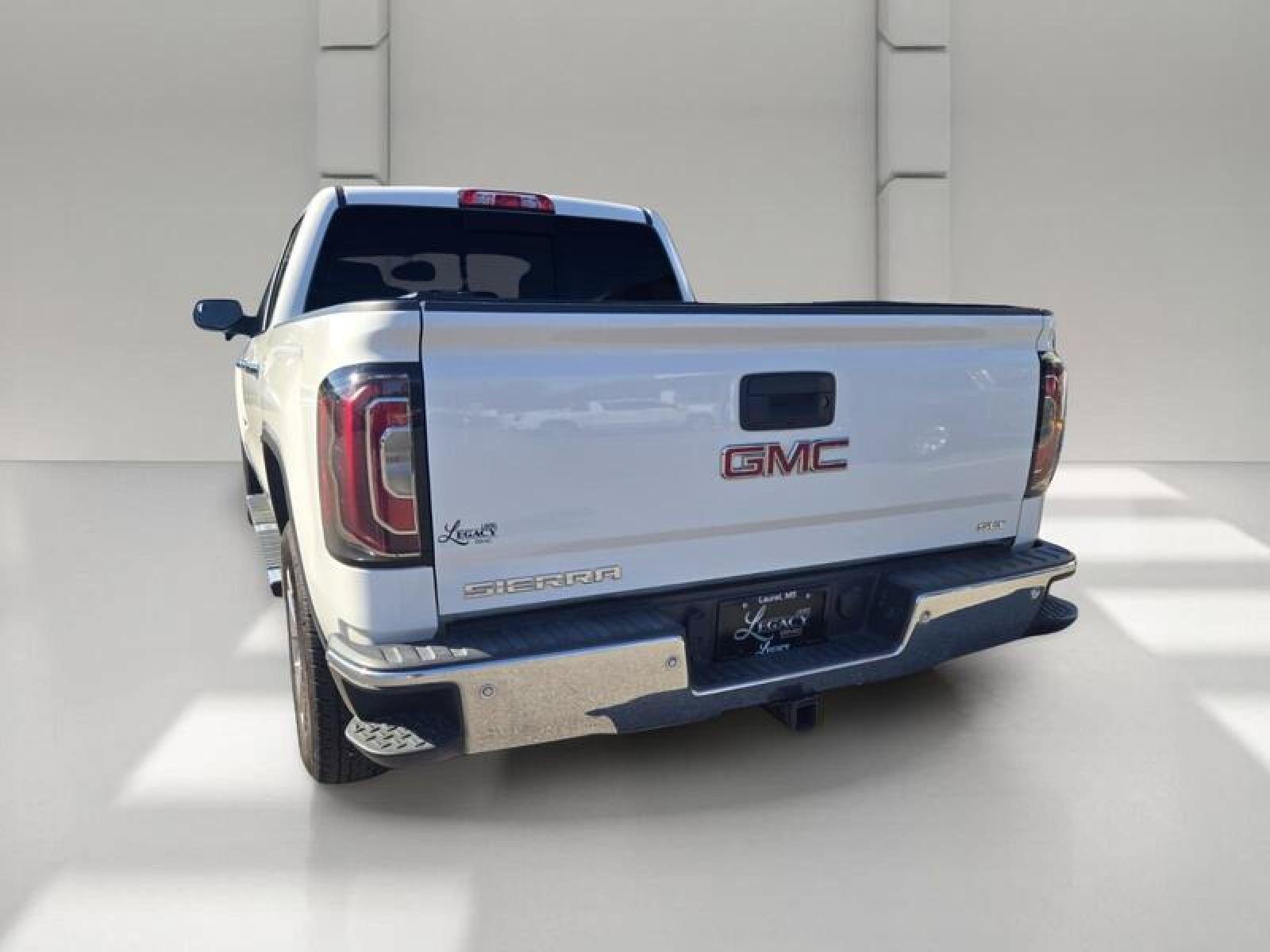 Used 2018 GMC Sierra 1500 SLT AWD/4WD image 5