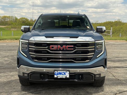 Used 2024 GMC Sierra 1500 SLT w/ SLT Premium Plus Package AWD/4WD image 7