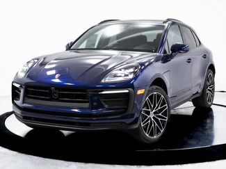 Certified 2025 Porsche Macan video 1