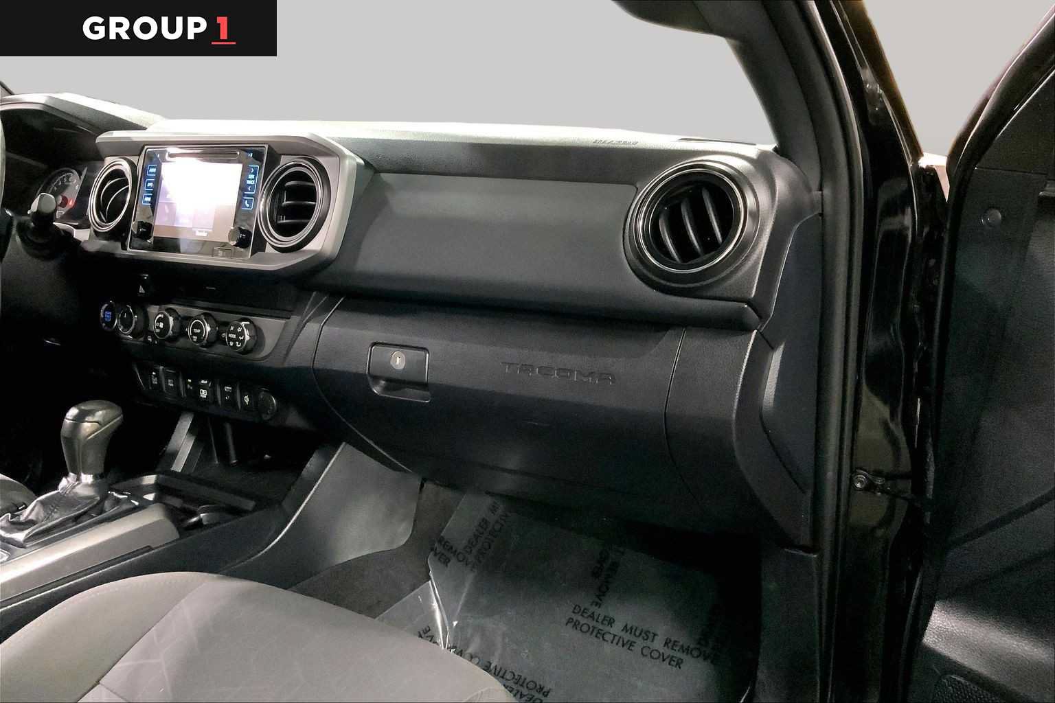 Certified 2019 Toyota Tacoma TRD Sport w/ Technology Package AWD/4WD image 19