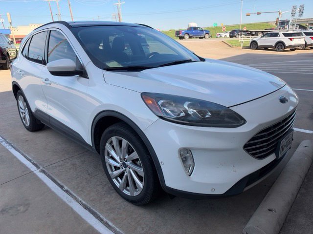 Used 2021 Ford Escape Titanium w/ Titanium Elite Package AWD/4WD image 4