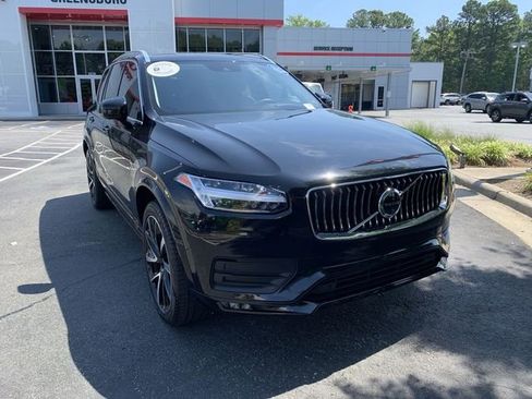 Used 2022 Volvo XC90 T6 Momentum w/ Advanced Package AWD/4WD image 2