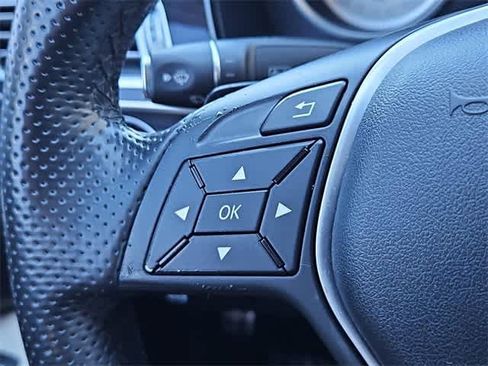 Used 2015 Mercedes-Benz E 350 Sedan image 24