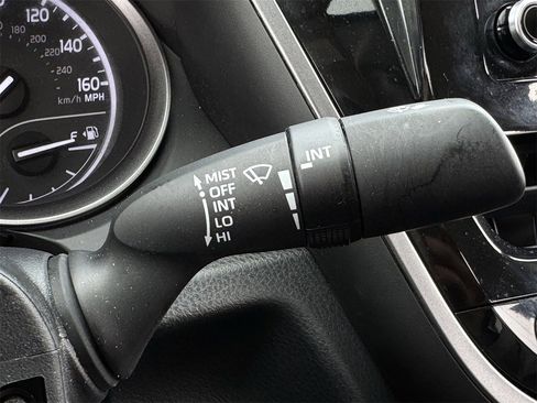 Used 2024 Toyota Camry SE image 19