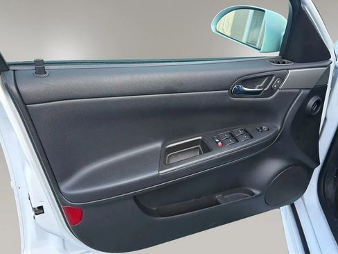 Used 2014 Chevrolet Impala Police FWD image 17