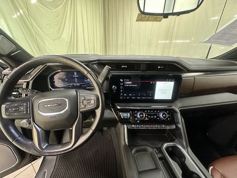 Used 2025 GMC Sierra 2500 Denali Ultimate AWD/4WD image 33