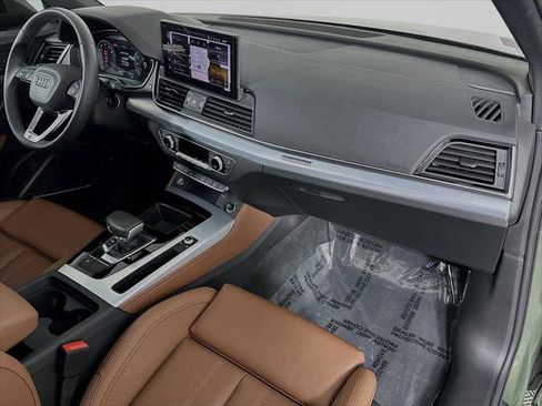 Certified 2025 Audi Q5 2.0T Premium Plus w/ Premium Plus Package image 28
