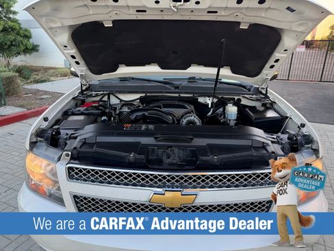 Used 2013 Chevrolet Suburban LTZ image 11