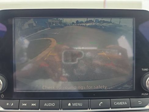 Used 2020 Nissan Sentra SV FWD image 24