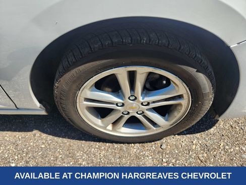 Used 2017 Chevrolet Cruze LT FWD image 21
