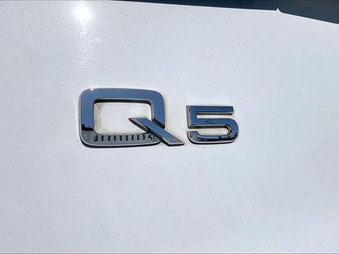 Used 2017 Audi Q5 2.0T Premium AWD/4WD image 31
