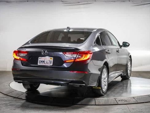 Used 2019 Honda Accord LX image 4