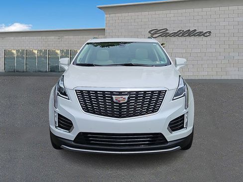 Certified 2023 Cadillac XT5 Premium Luxury AWD/4WD image 2