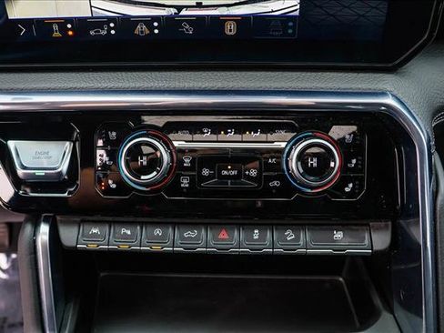 Used 2024 GMC Sierra 1500 Denali w/ Denali Reserve Package image 20